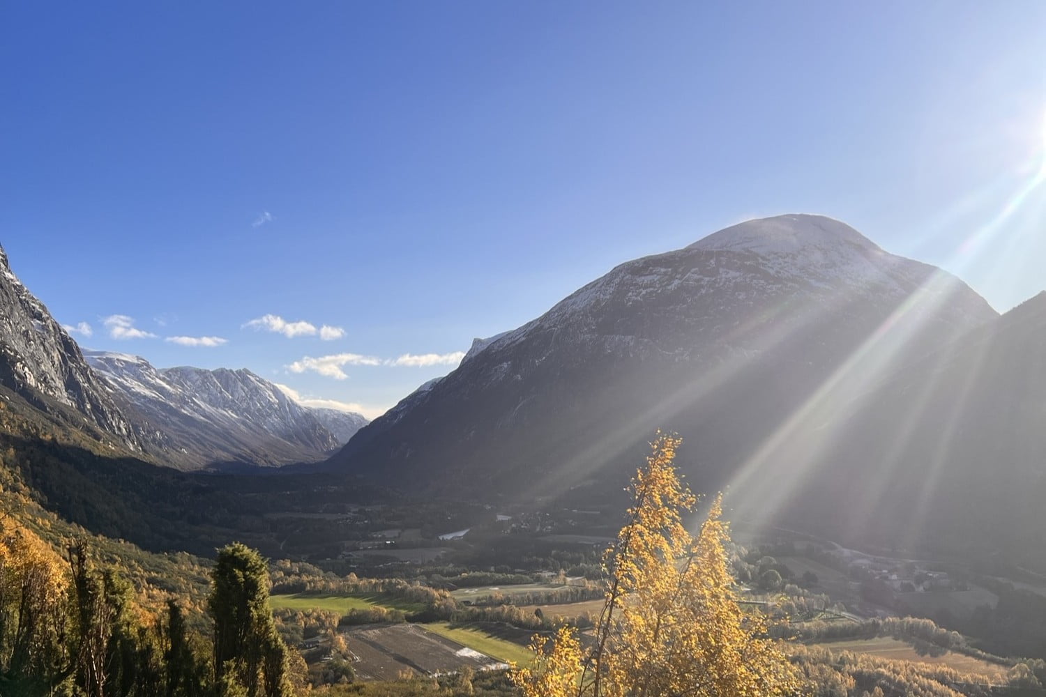 Utsikt oppover dalen